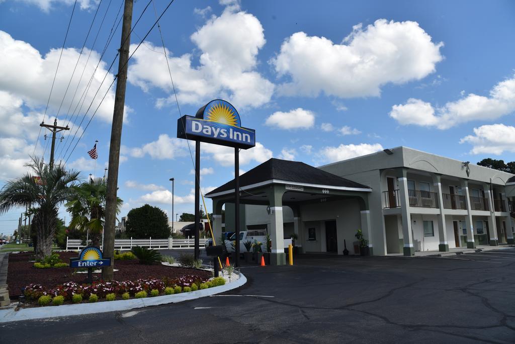 Days Inn By Wyndham Goose Creek North Charleston Exterior photo
